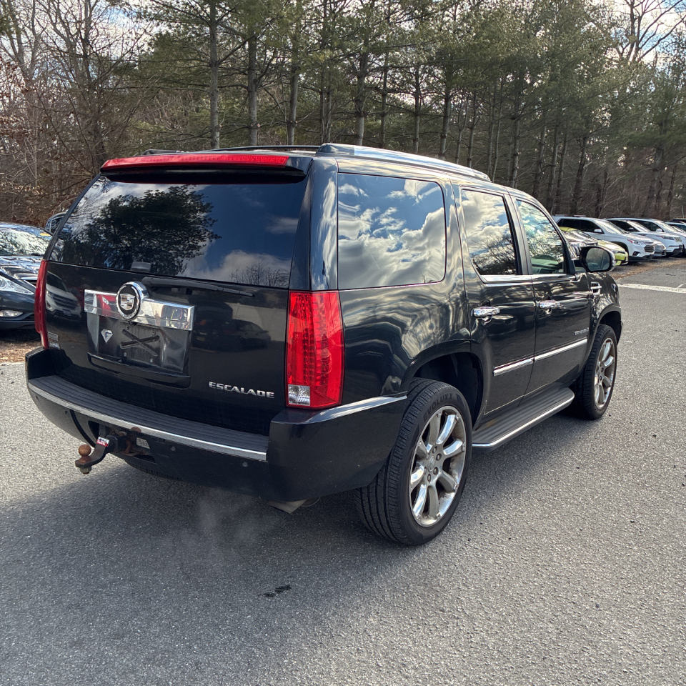Cadillac Escalade AWD 4dr 2009