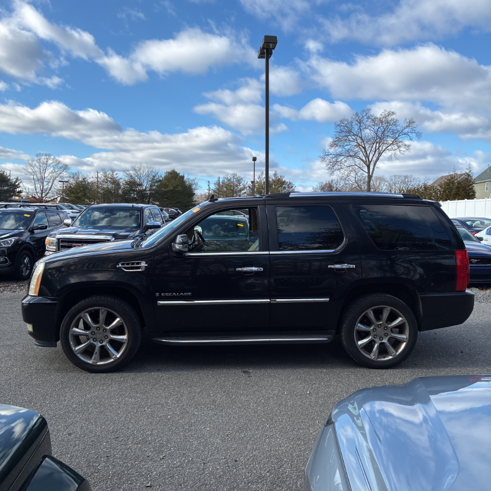 Cadillac Escalade AWD 4dr 2009
