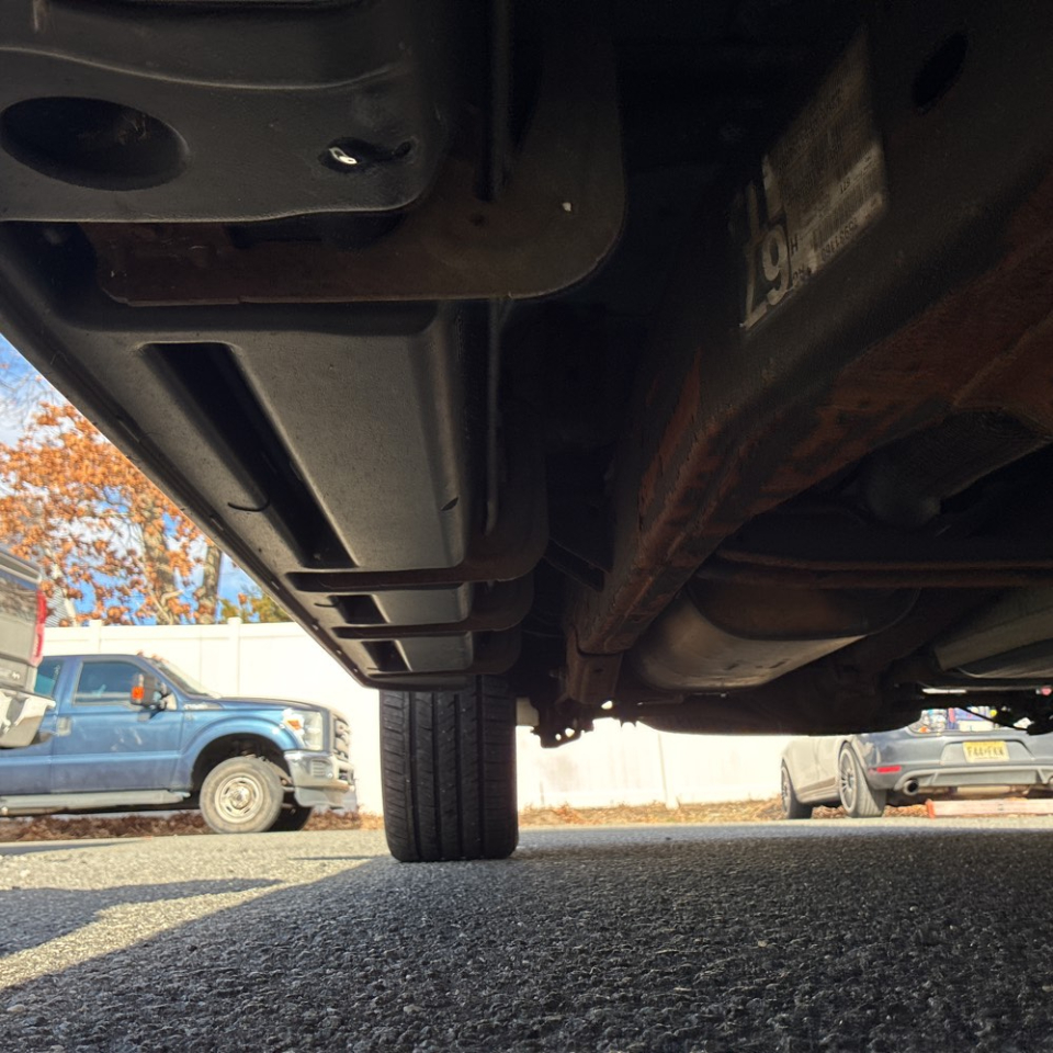 Cadillac Escalade AWD 4dr 2009