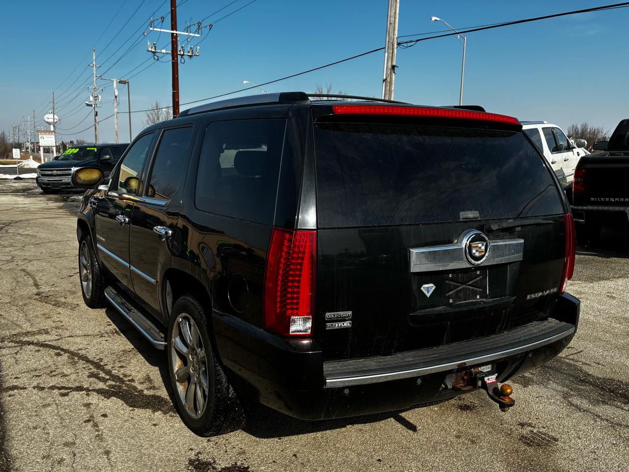 Cadillac Escalade AWD 4dr 2009