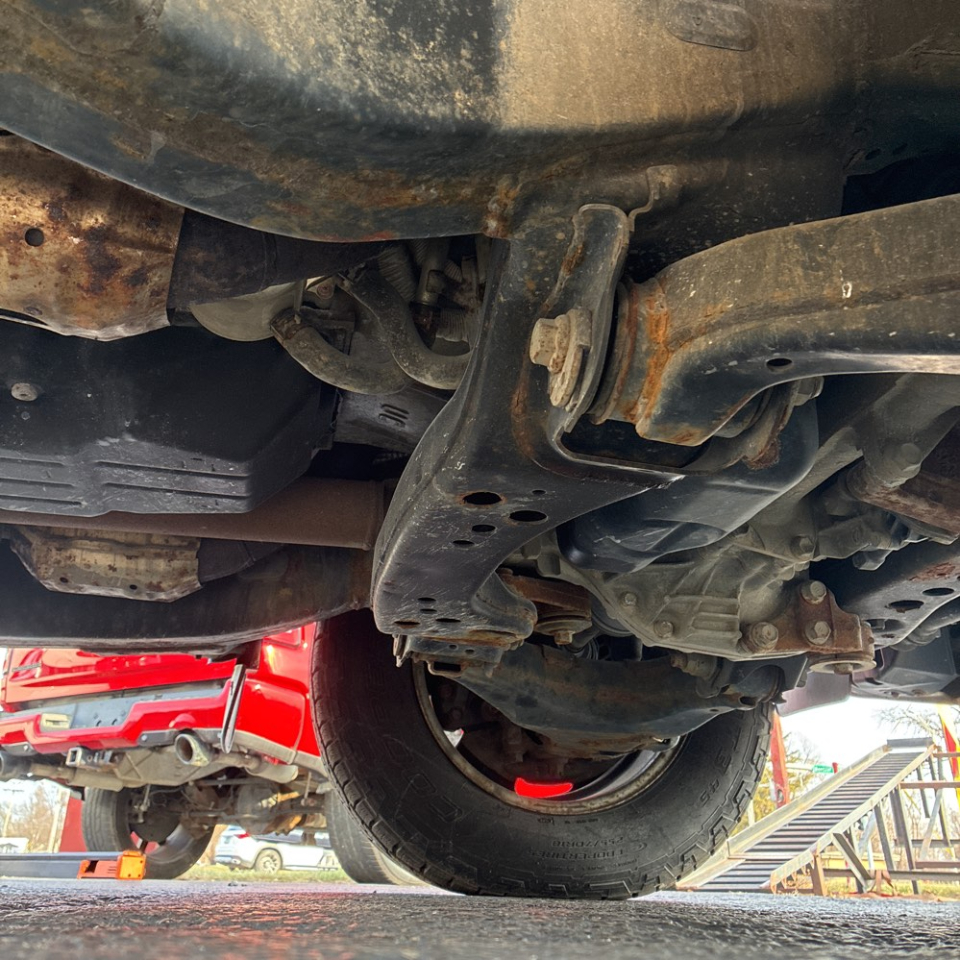 Toyota Tundra 4WD Truck Double Cab 5.7L FFV V8 6-Spd AT (Natl) 2012