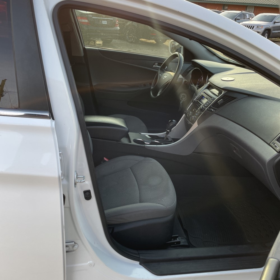 Hyundai Sonata 4dr Sdn 2.4L Auto GLS 2014