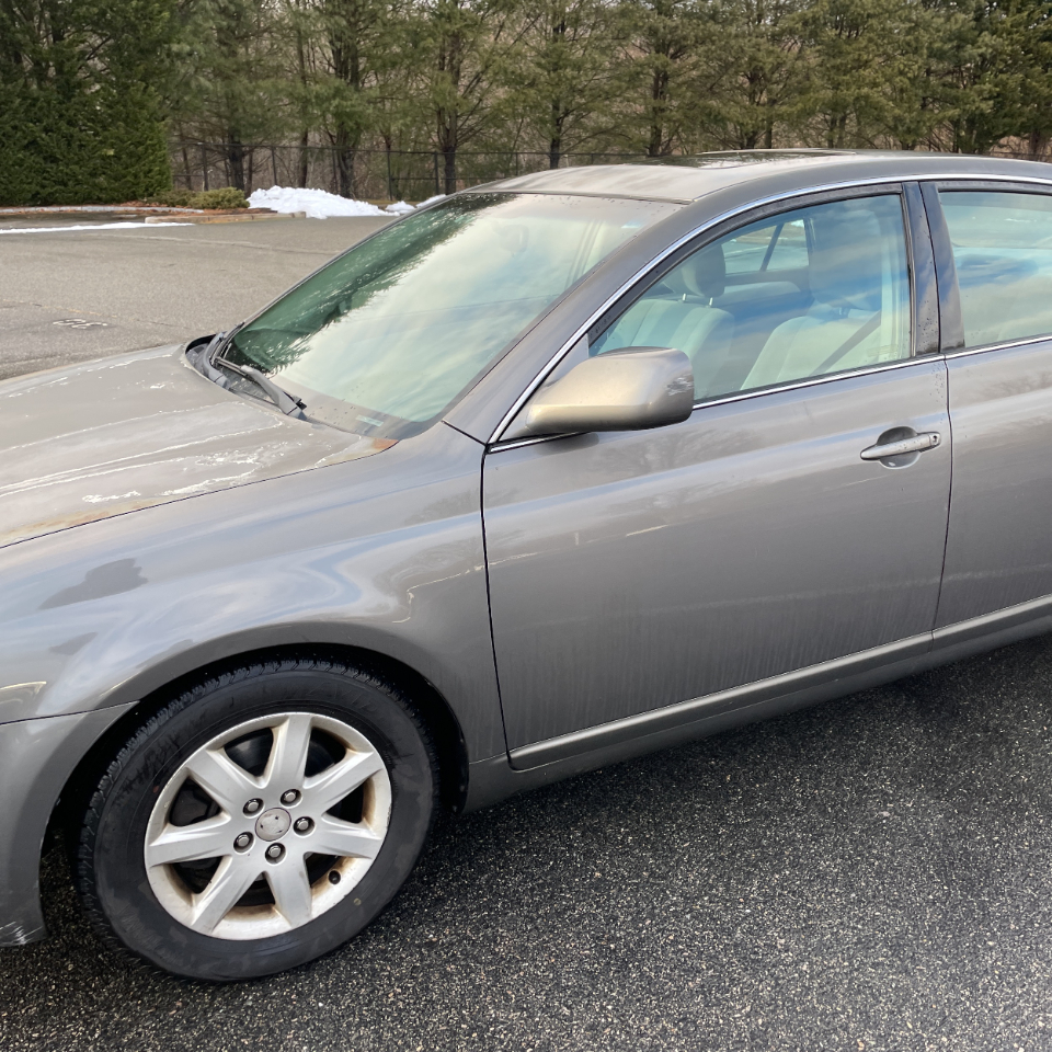 Toyota Avalon 4dr Sdn XL (Natl) 2006