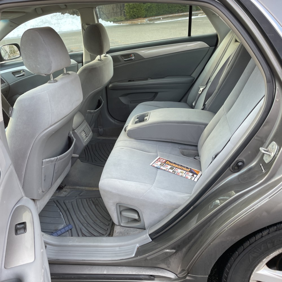 Toyota Avalon 4dr Sdn XL (Natl) 2006