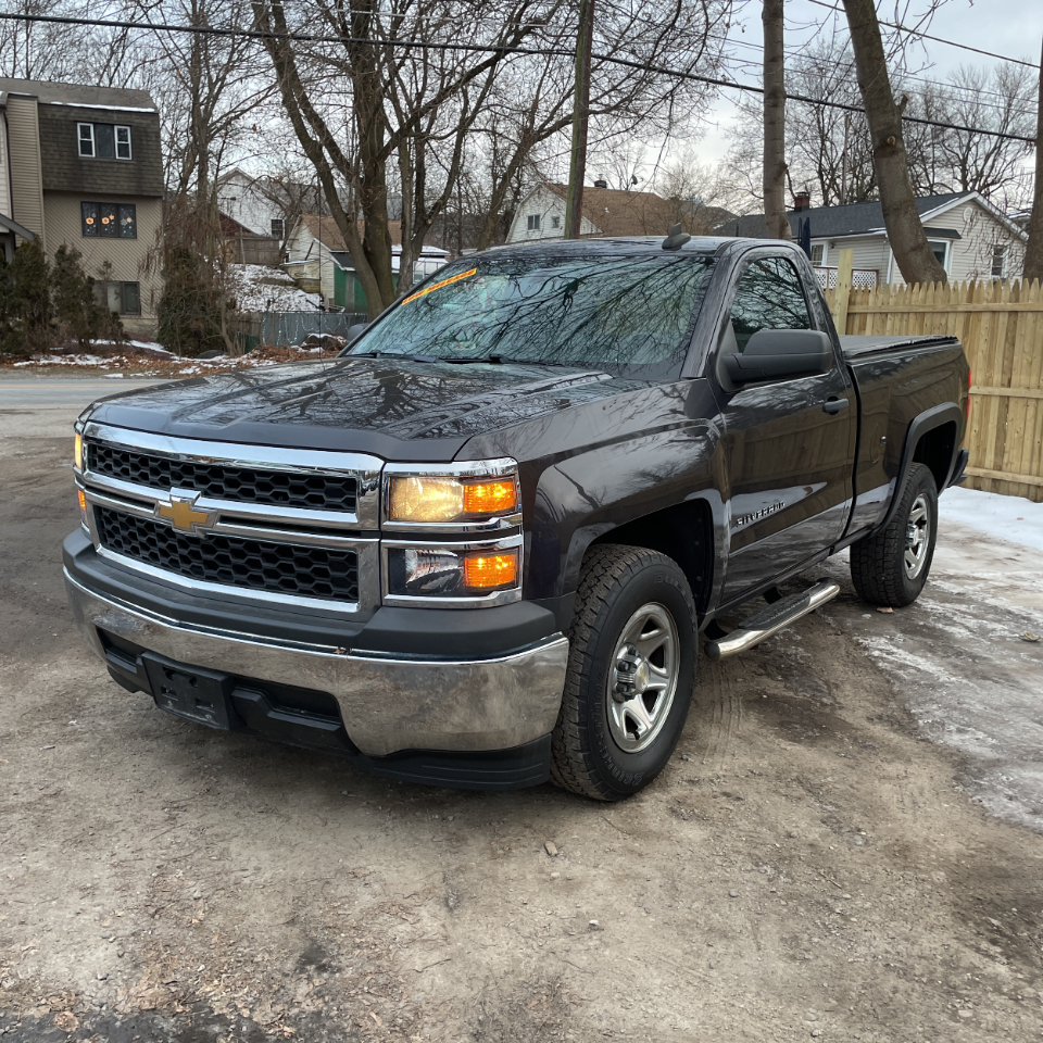 Chevrolet Silverado 1500 2WD Reg Cab 119.0" LS 2015
