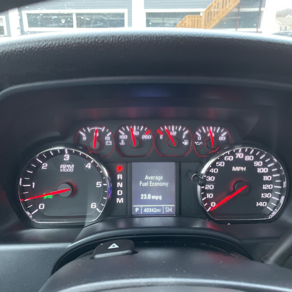 Chevrolet Silverado 1500 2WD Reg Cab 119.0" LS 2015