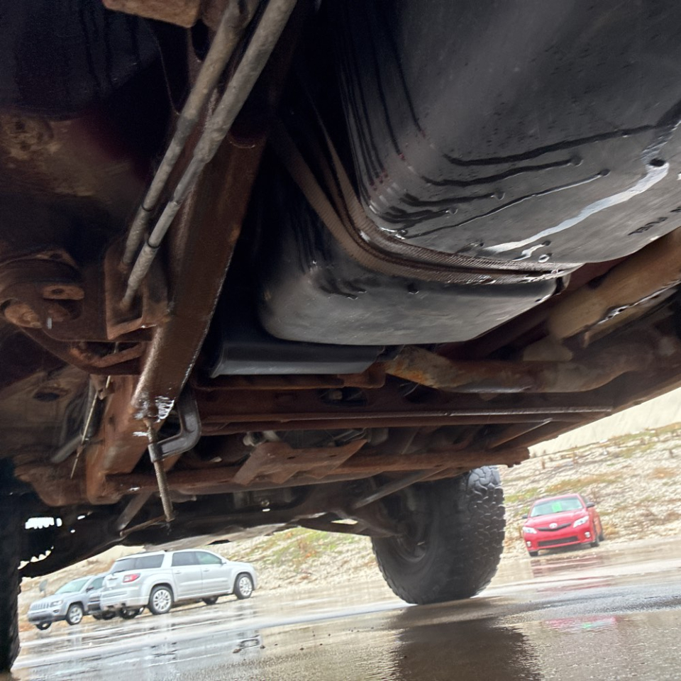 Chevrolet Silverado 1500 Reg Cab 119.0" WB 4WD LS 2000