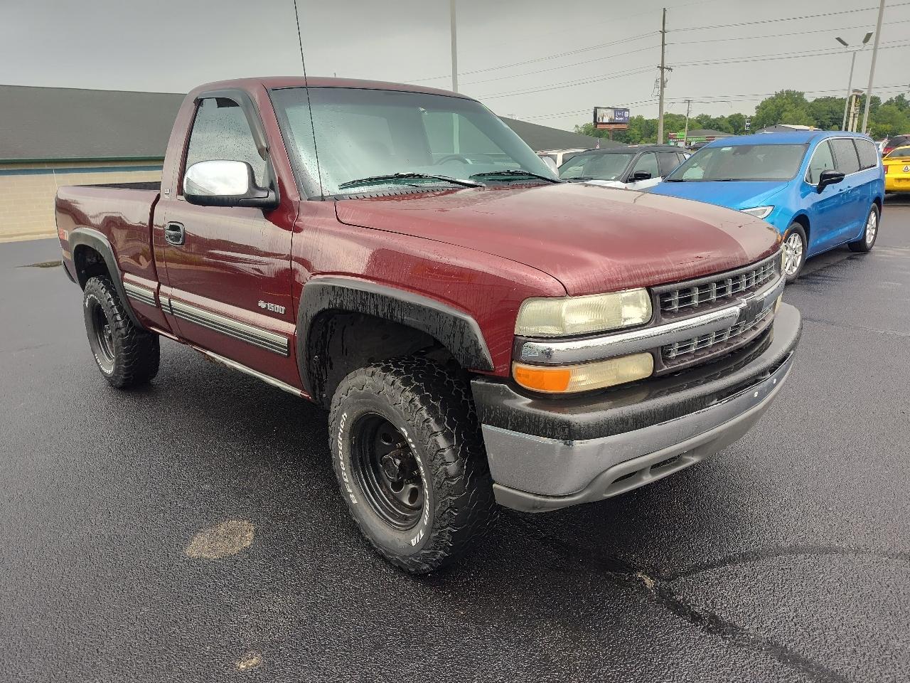 2000 Chevrolet Silverado 1500 1500 LS 4X4 REGULAR CAB SWB's photo