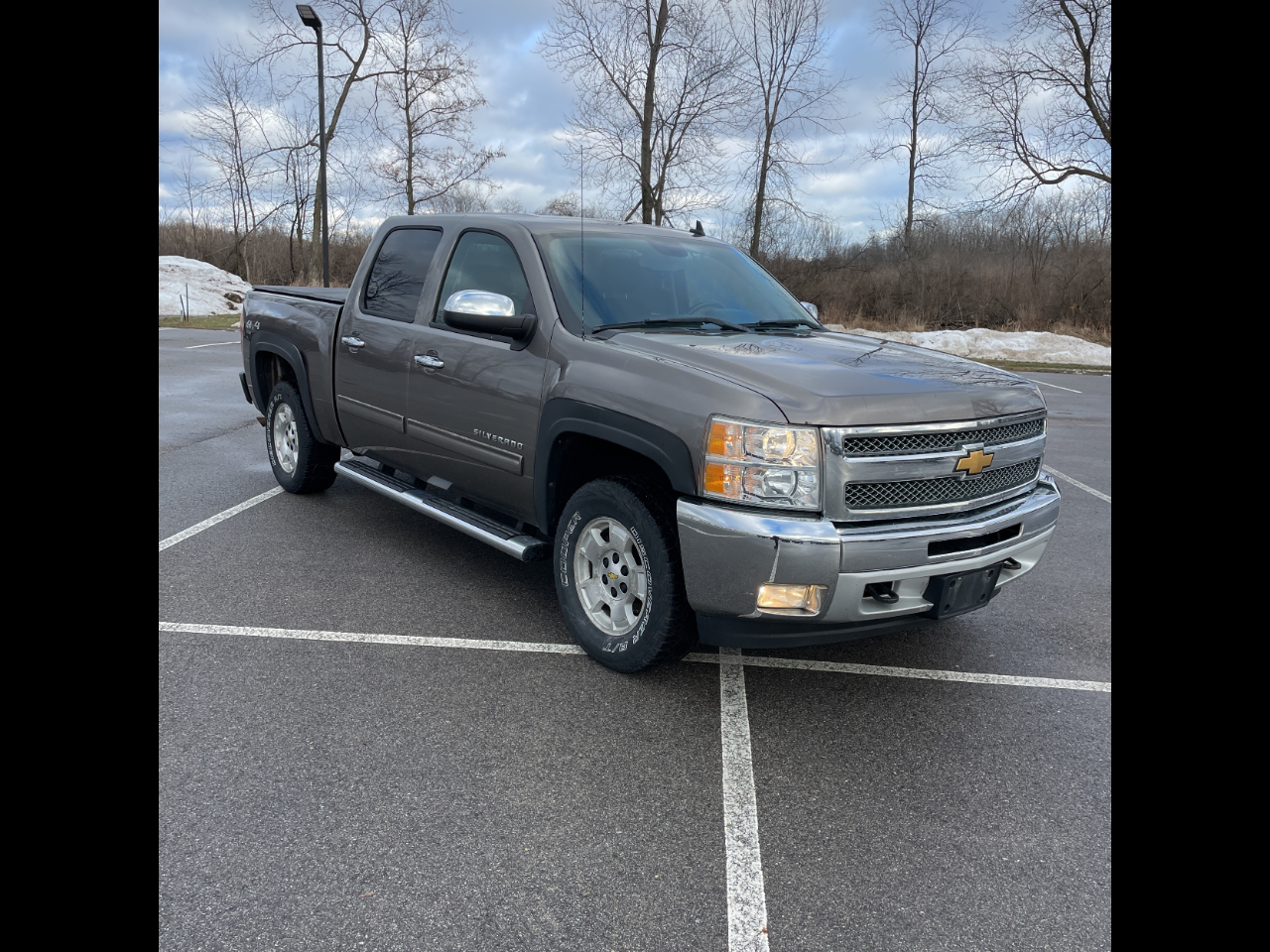 Chevrolet Silverado 1500 4WD Crew Cab 143.5" LT 2012
