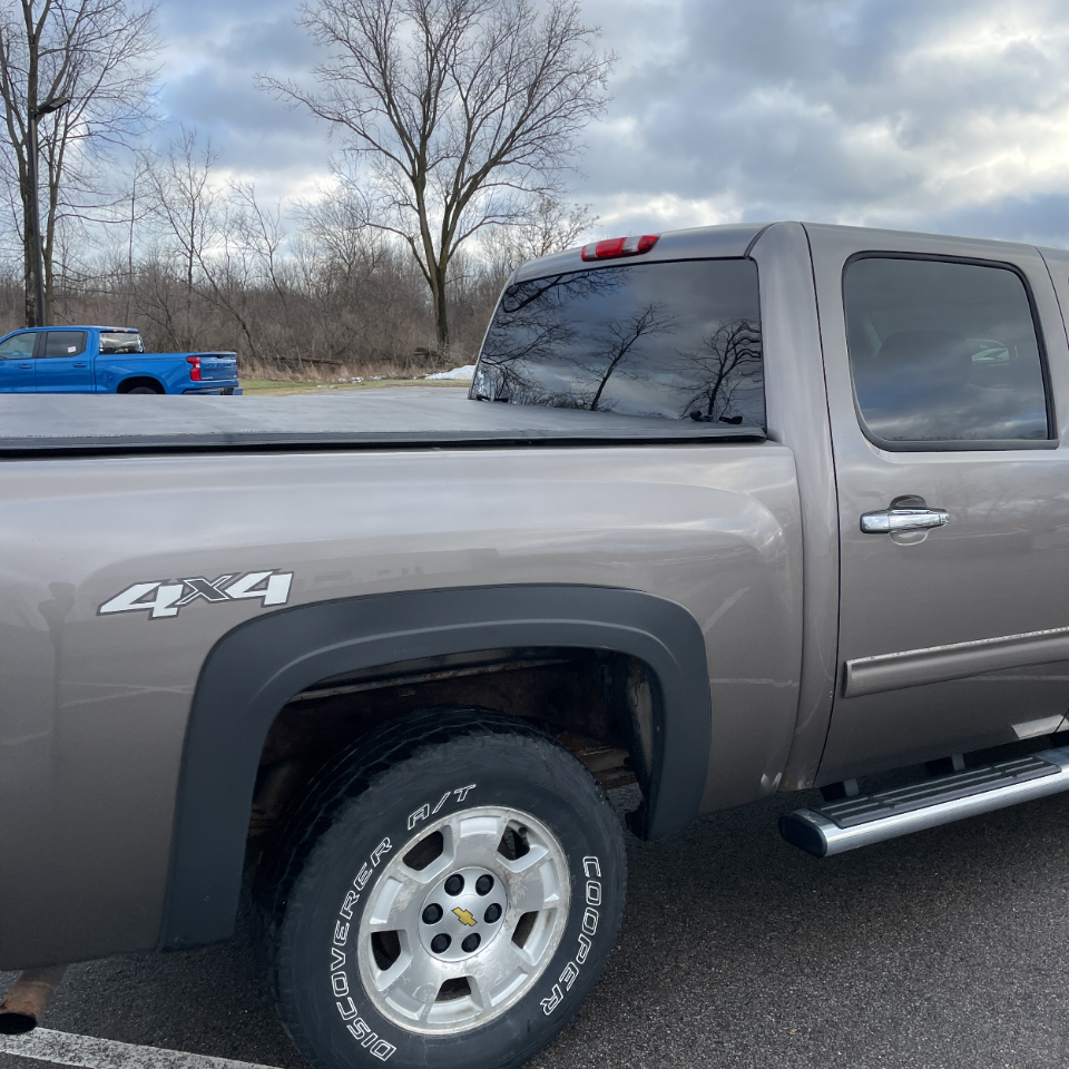 Chevrolet Silverado 1500 4WD Crew Cab 143.5" LT 2012
