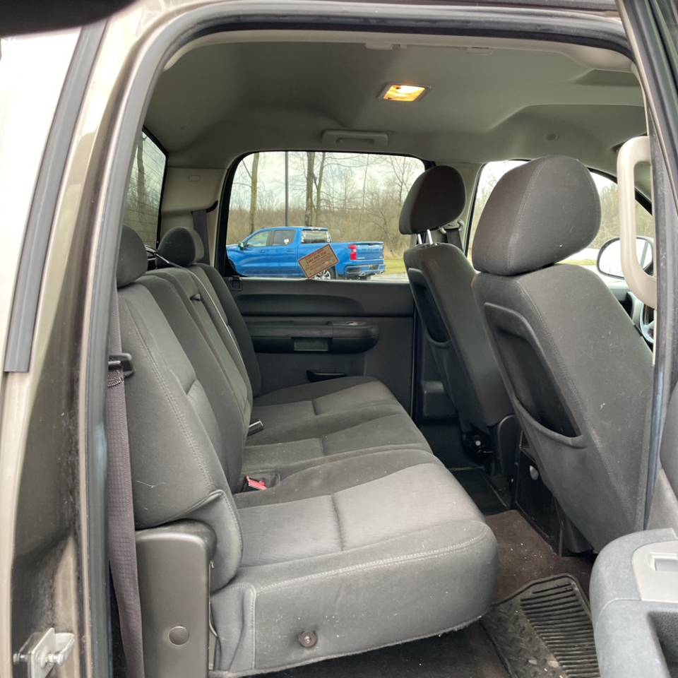 Chevrolet Silverado 1500 4WD Crew Cab 143.5" LT 2012