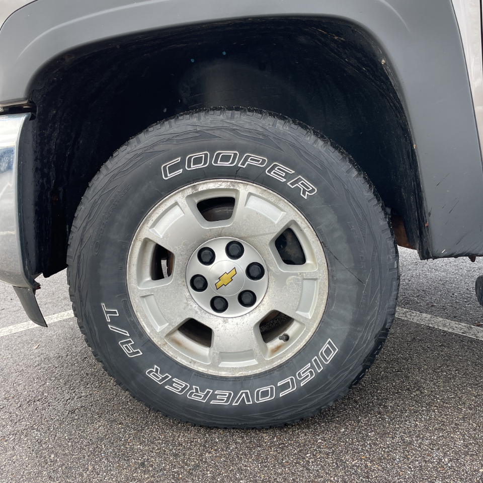 Chevrolet Silverado 1500 4WD Crew Cab 143.5" LT 2012