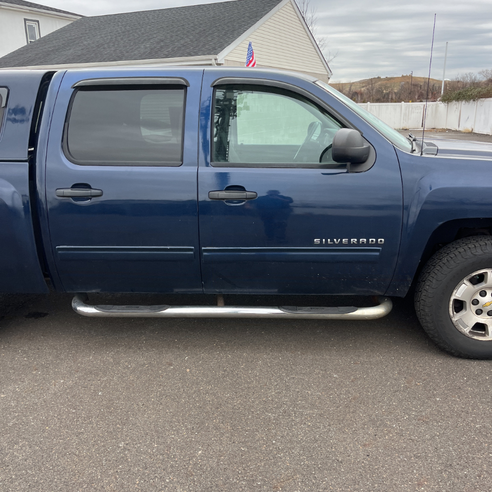 Chevrolet Silverado 1500 4WD Crew Cab 143.5" LT 2011