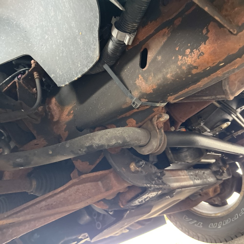 Chevrolet Silverado 1500 4WD Crew Cab 143.5" LT 2011