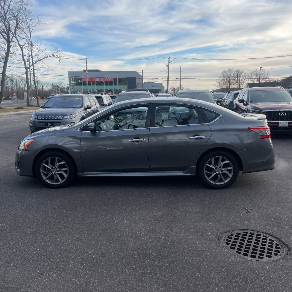 Nissan Sentra 4dr Sdn I4 CVT SR 2015