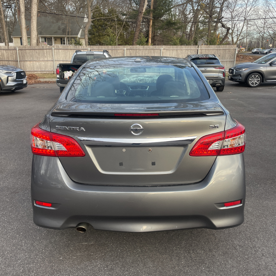 Nissan Sentra 4dr Sdn I4 CVT SR 2015