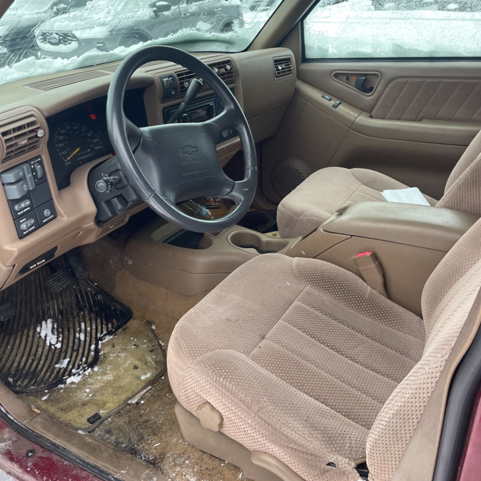 Chevrolet Blazer 4dr 4WD 1995