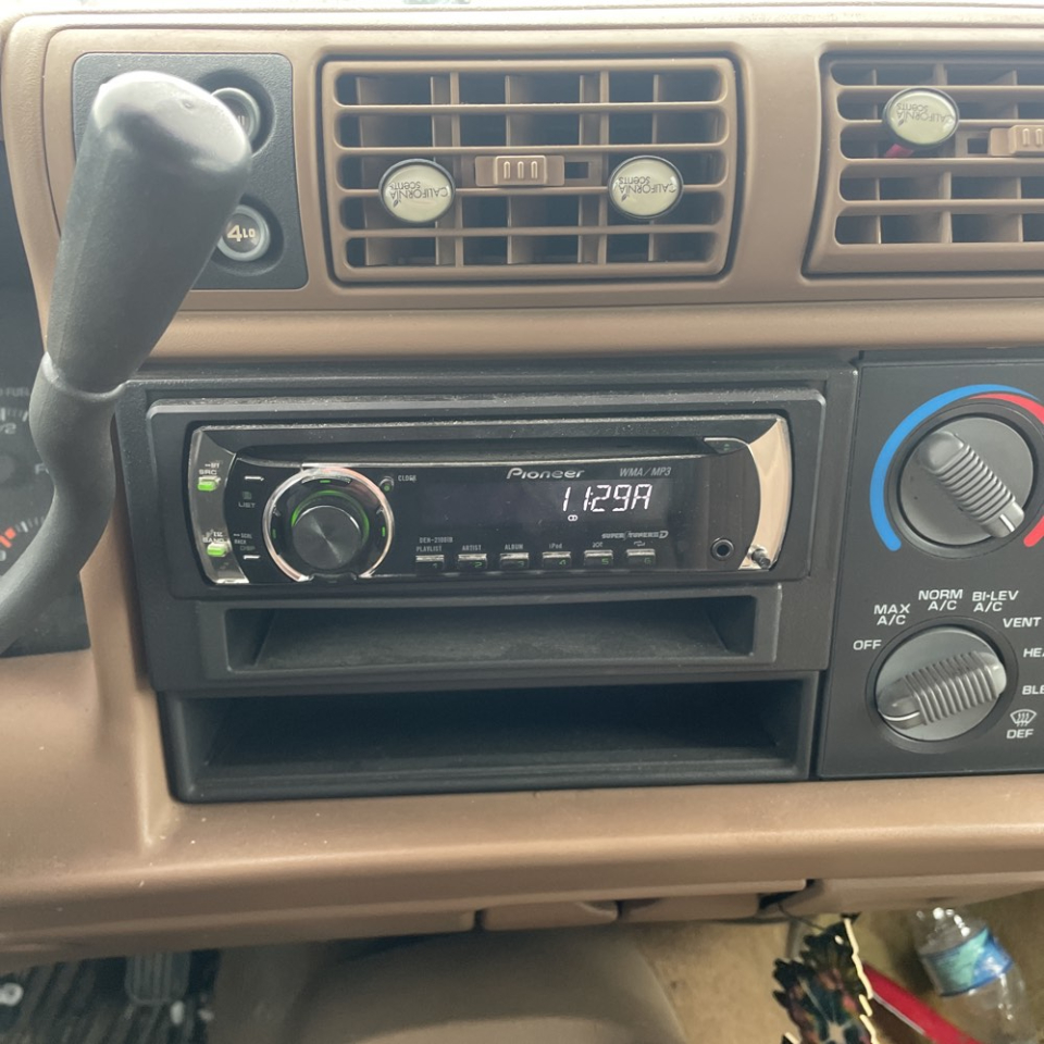 Chevrolet Blazer 4dr 4WD 1995