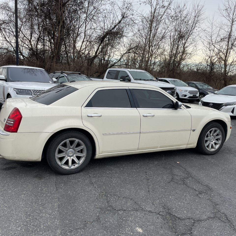Chrysler 300 4dr Sdn 300C 2006