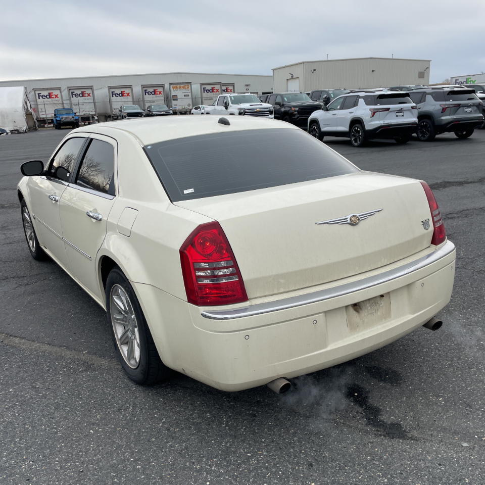 Chrysler 300 4dr Sdn 300C 2006