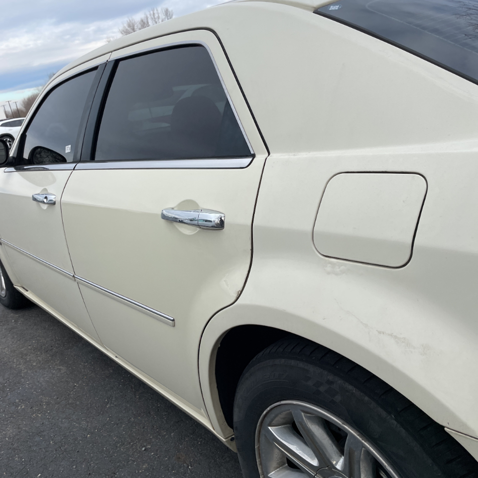 Chrysler 300 4dr Sdn 300C 2006