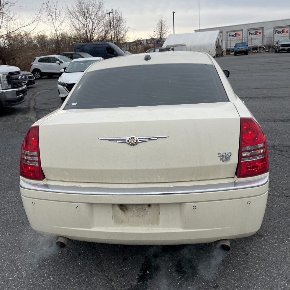 Chrysler 300 4dr Sdn 300C 2006