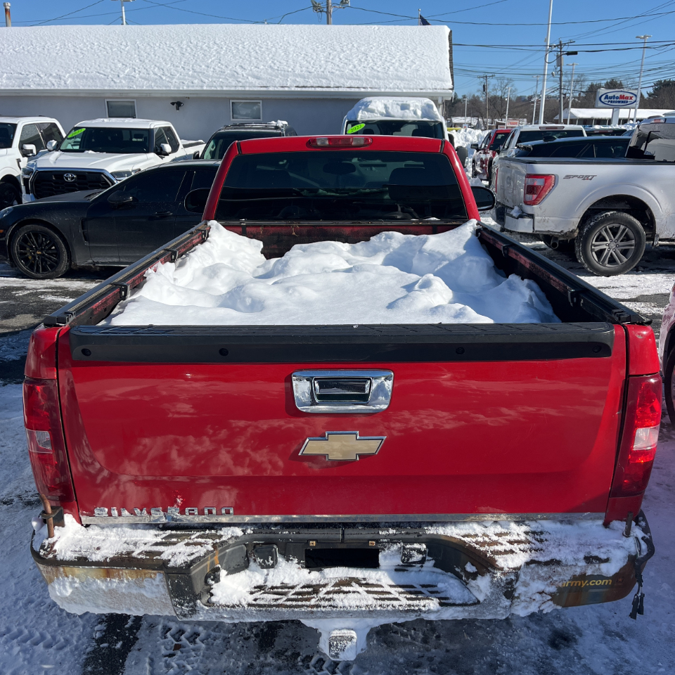 Chevrolet Silverado 1500 4WD Reg Cab 133.0" Work Truck 2008