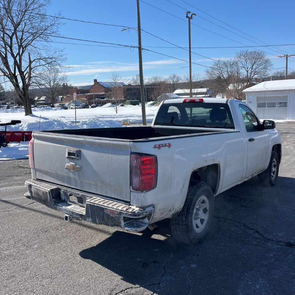 Chevrolet Silverado 1500 4WD Reg Cab 133.0" Work Truck 2015