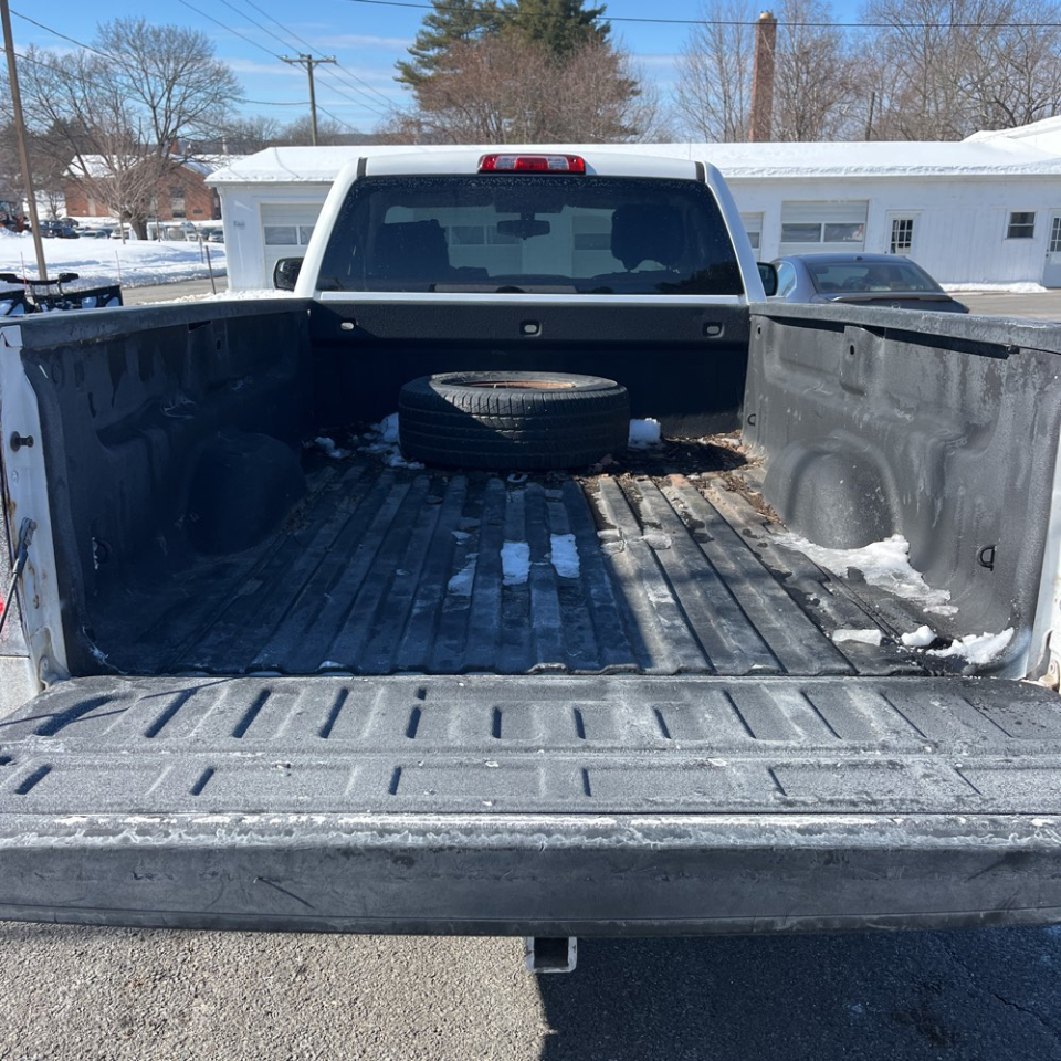 Chevrolet Silverado 1500 4WD Reg Cab 133.0" Work Truck 2015