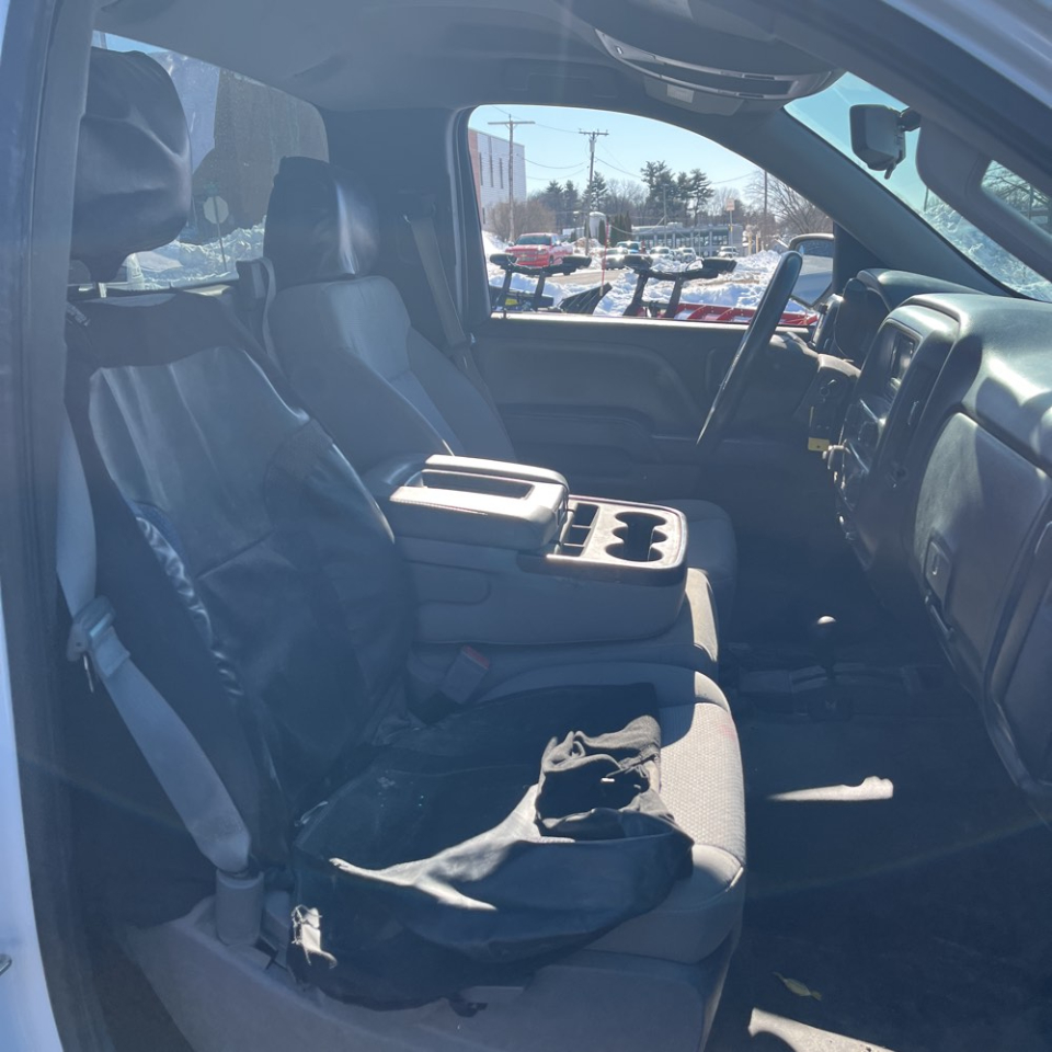 Chevrolet Silverado 1500 4WD Reg Cab 133.0" Work Truck 2015