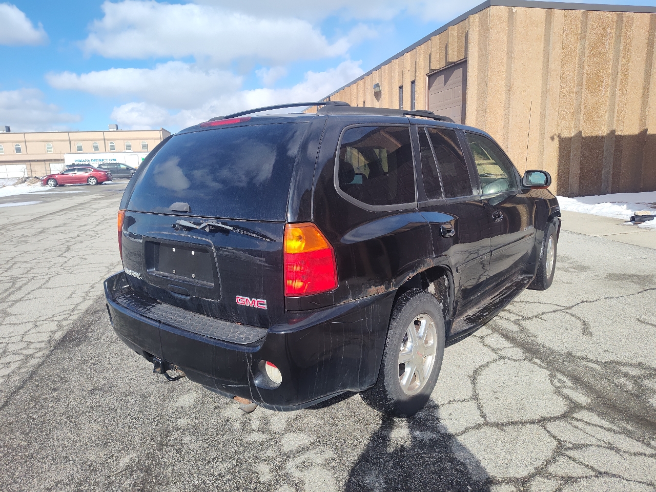 GMC Envoy 4dr 4WD Denali 2005