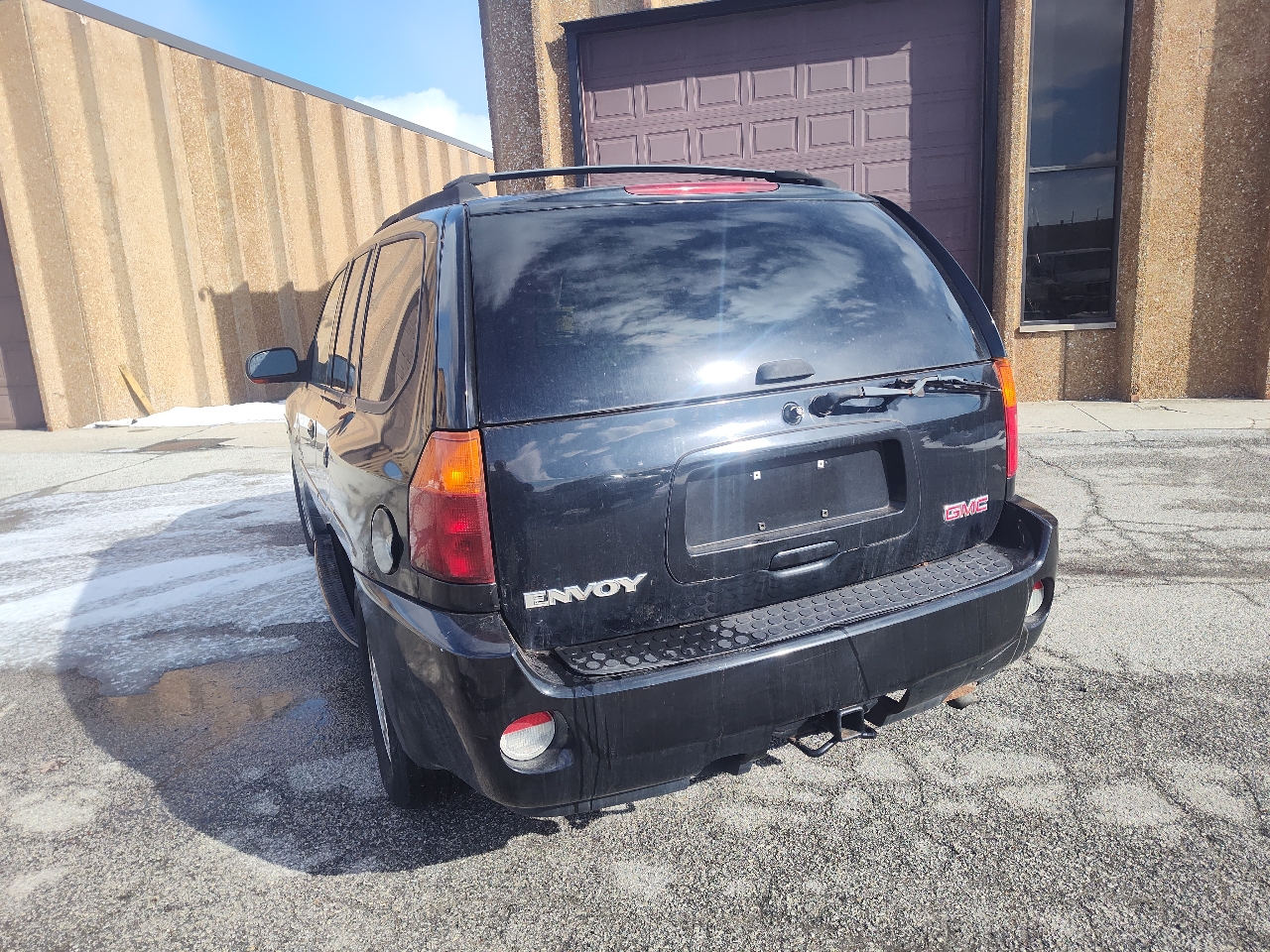 GMC Envoy 4dr 4WD Denali 2005
