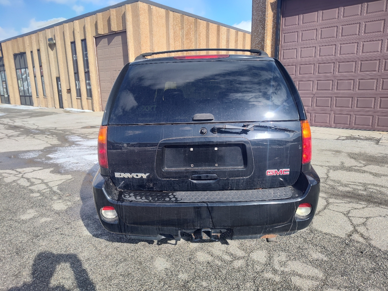 GMC Envoy 4dr 4WD Denali 2005