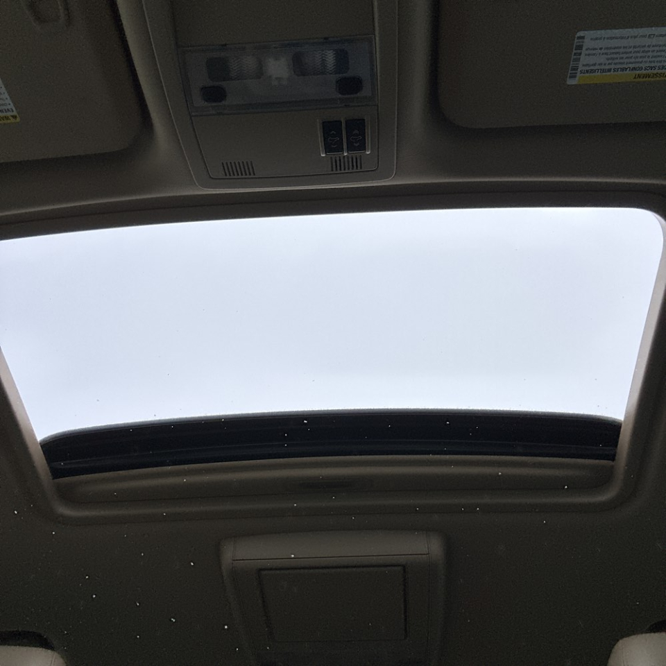 Chevrolet Avalanche 4WD Crew Cab LTZ 2010