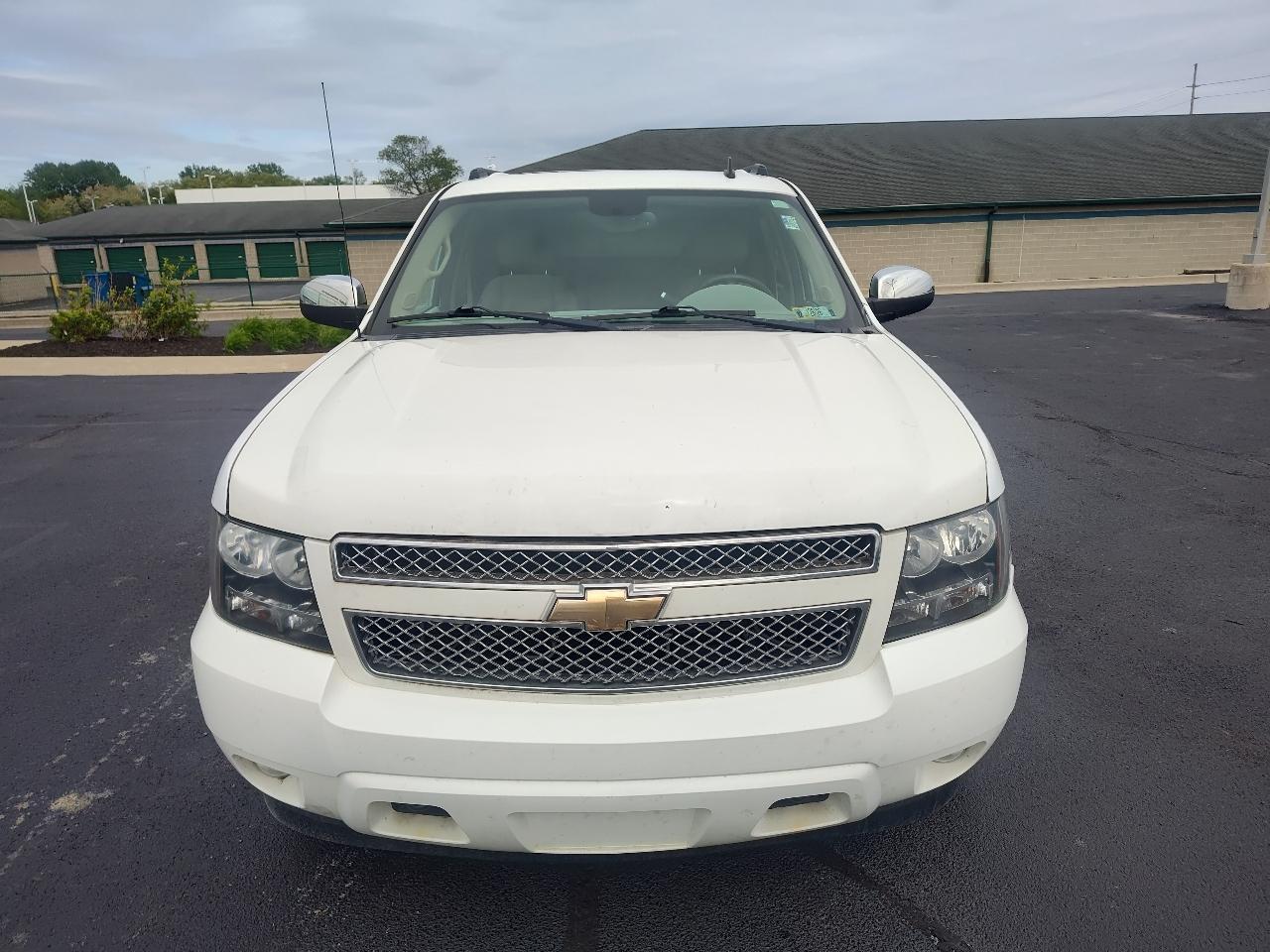 Chevrolet Avalanche 4WD Crew Cab LTZ 2010