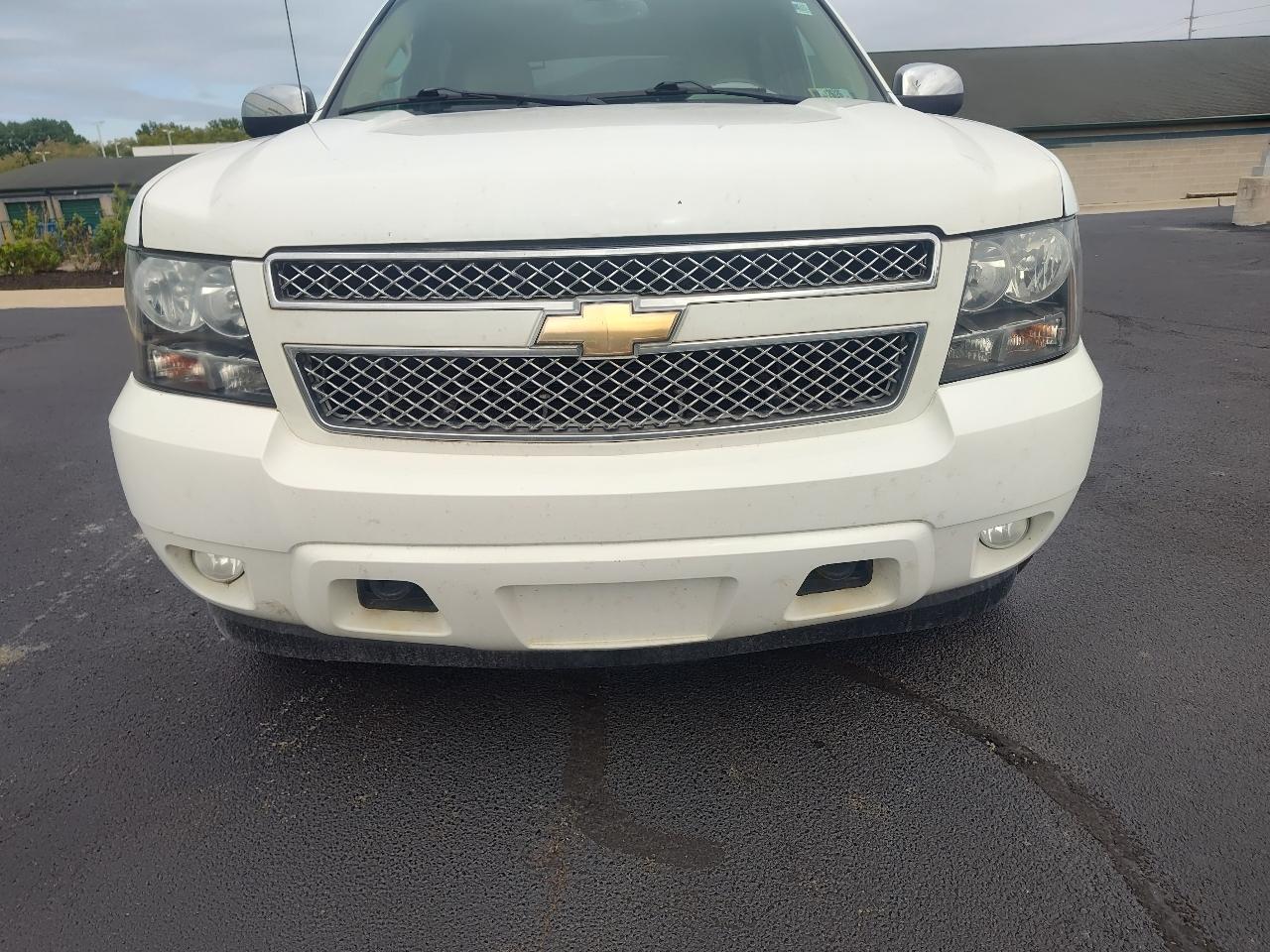 Chevrolet Avalanche 4WD Crew Cab LTZ 2010