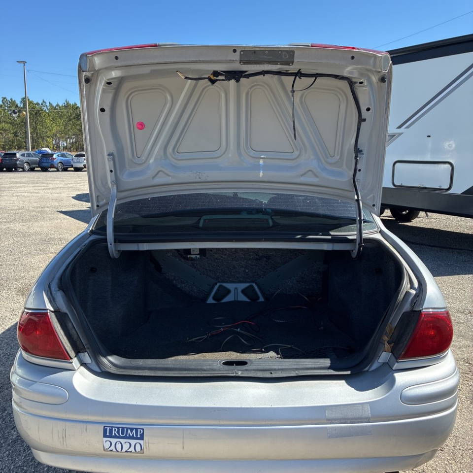 Buick LeSabre 4dr Sdn Custom 2002