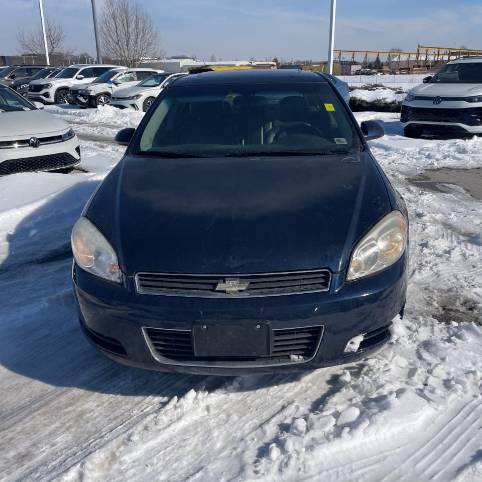 Chevrolet Impala 4dr Sdn 3.5L LT 2009