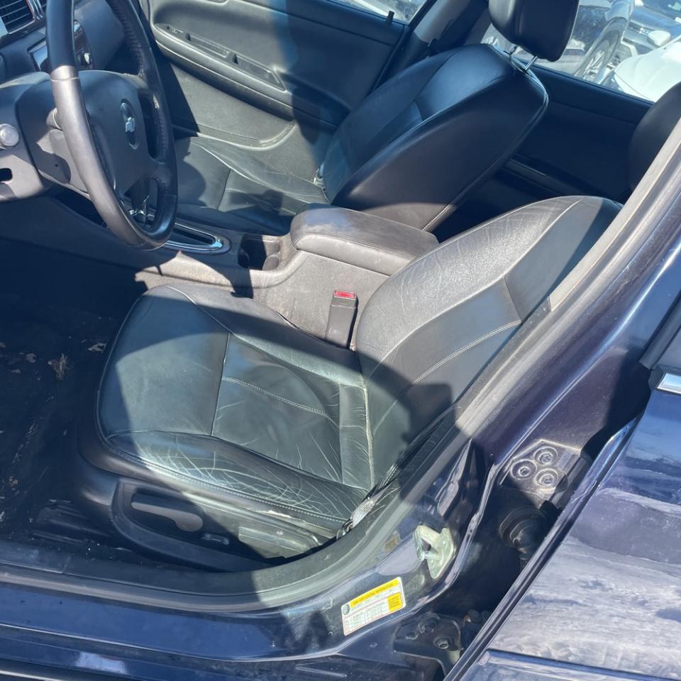 Chevrolet Impala 4dr Sdn 3.5L LT 2009