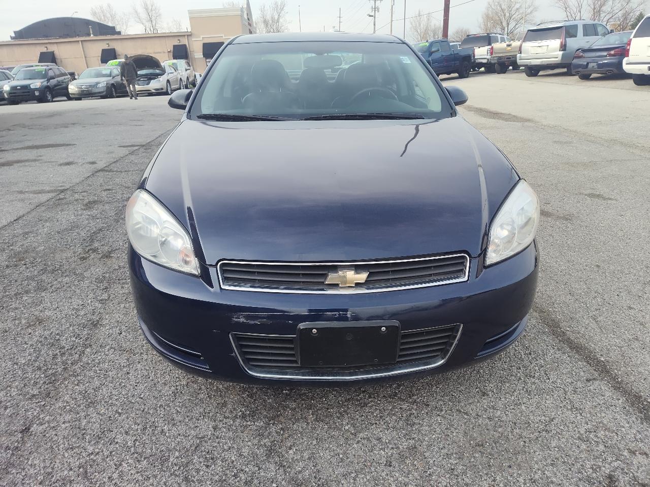 Chevrolet Impala 4dr Sdn 3.5L LT 2009