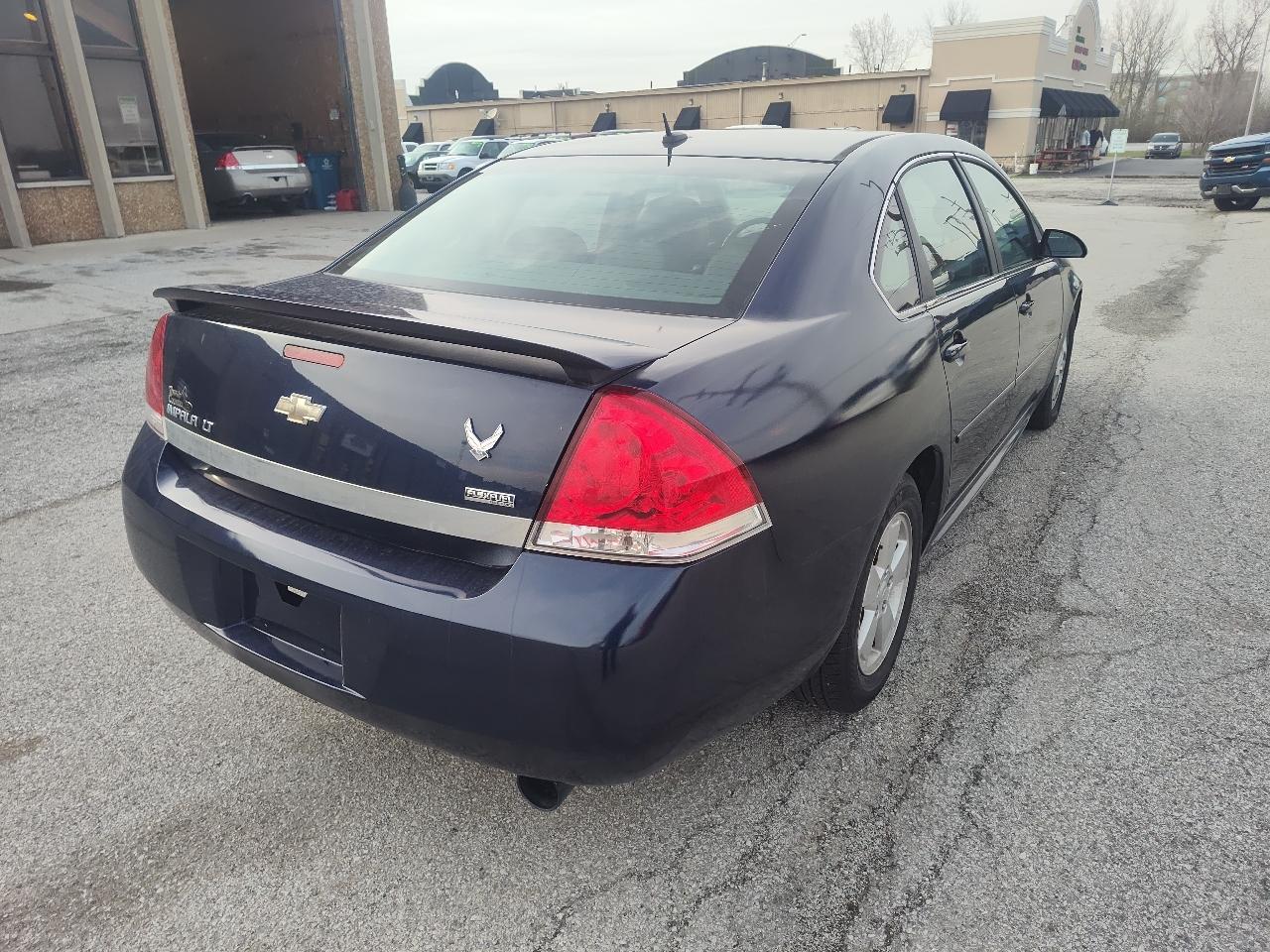 Chevrolet Impala 4dr Sdn 3.5L LT 2009