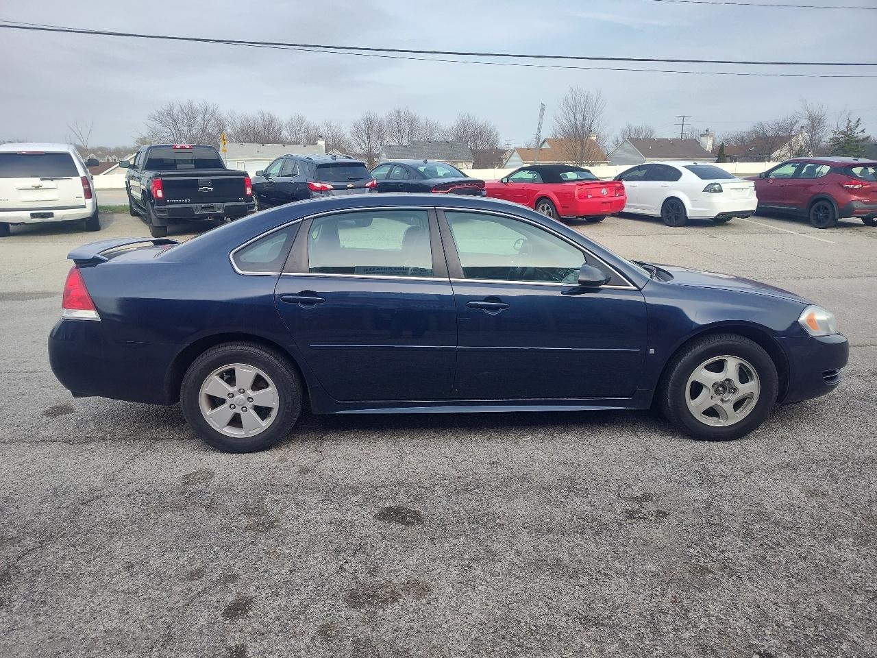 Chevrolet Impala 4dr Sdn 3.5L LT 2009