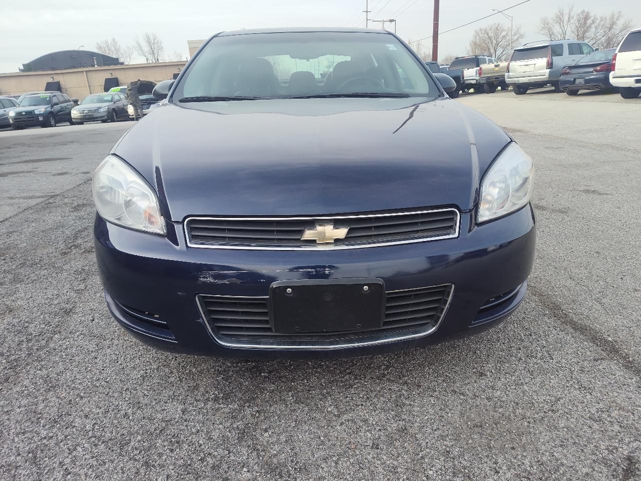 Chevrolet Impala 4dr Sdn 3.5L LT 2009