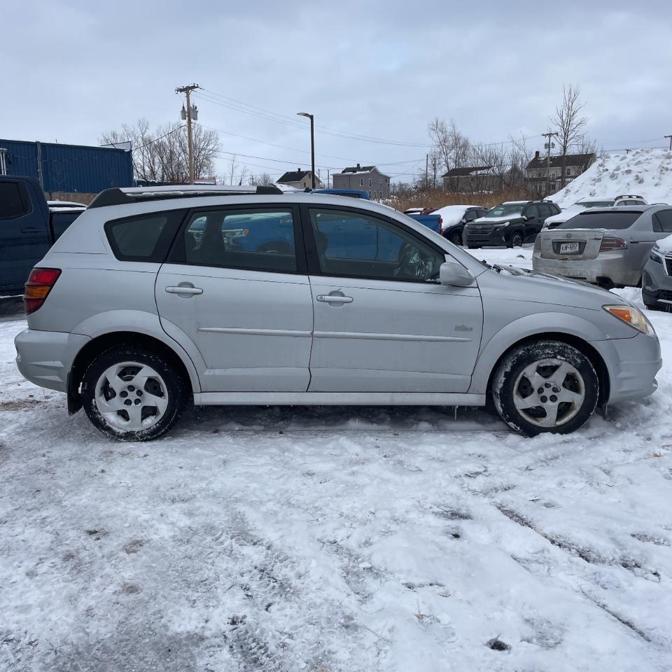 Pontiac Vibe 4dr HB AWD 2006