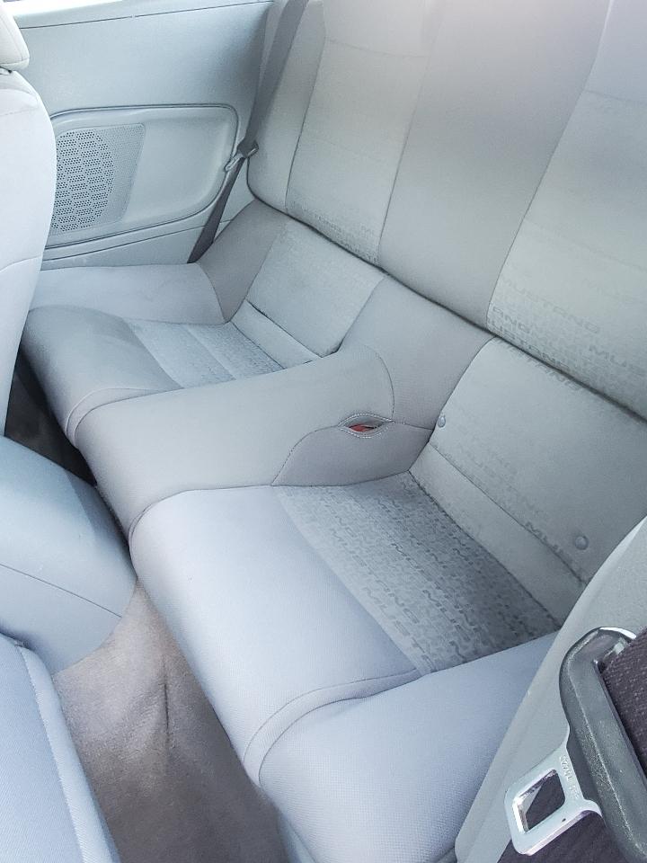 Ford Mustang 2dr Conv Deluxe 2007