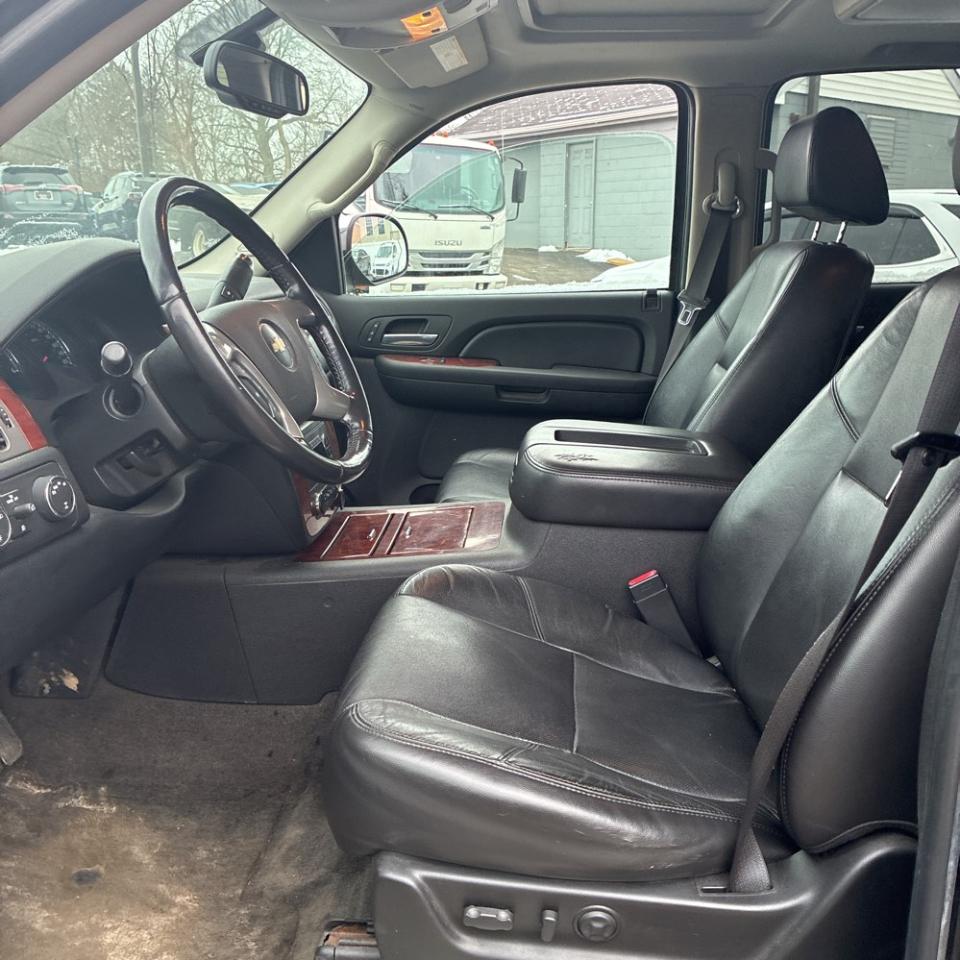 Chevrolet Avalanche 4WD Crew Cab 130" LTZ 2009