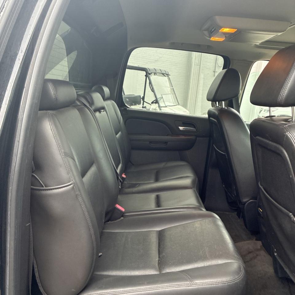 Chevrolet Avalanche 4WD Crew Cab 130" LTZ 2009