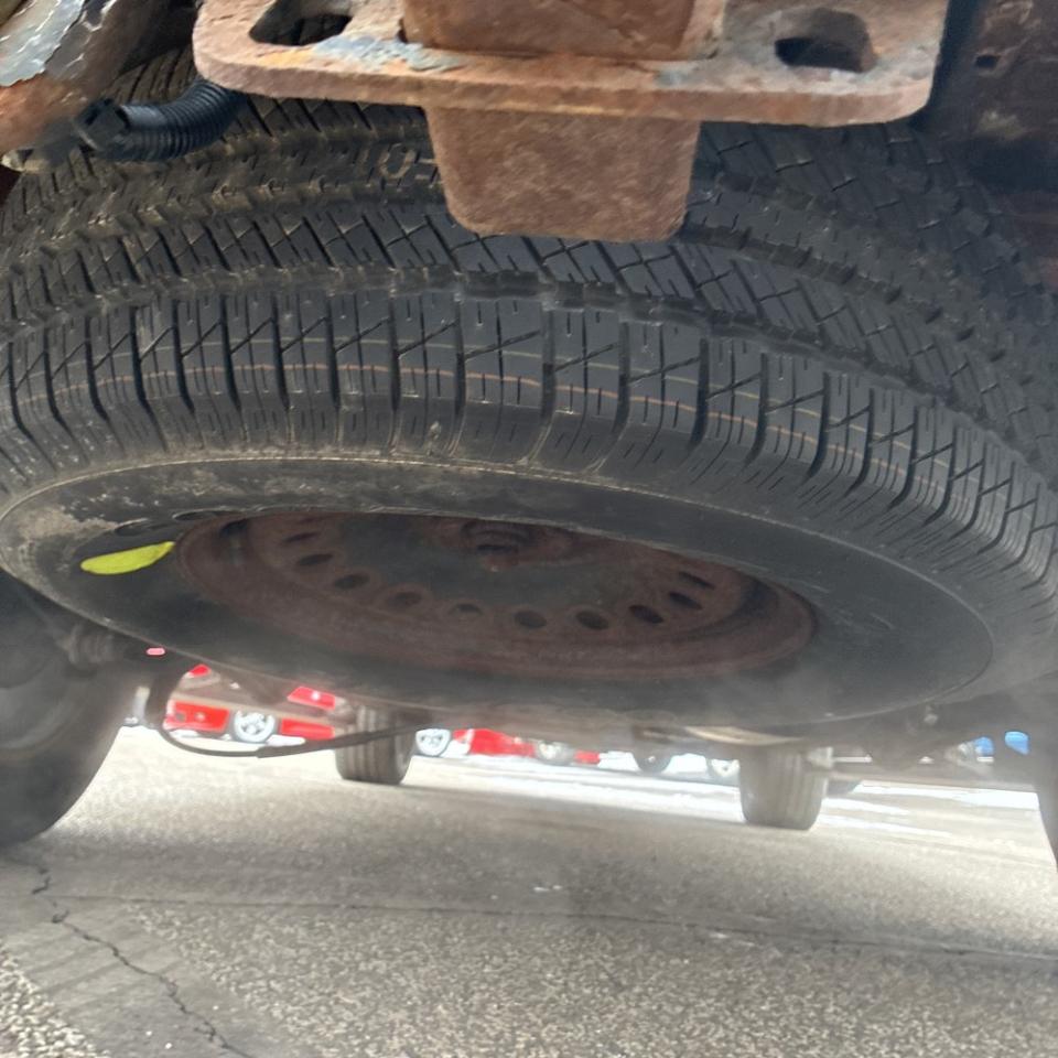 Chevrolet Avalanche 4WD Crew Cab 130" LTZ 2009