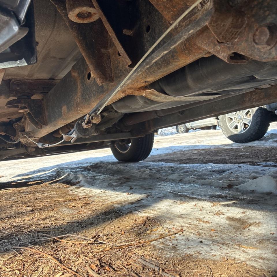 Dodge 1500 4WD Quad Cab 140.5" Big Horn 2011