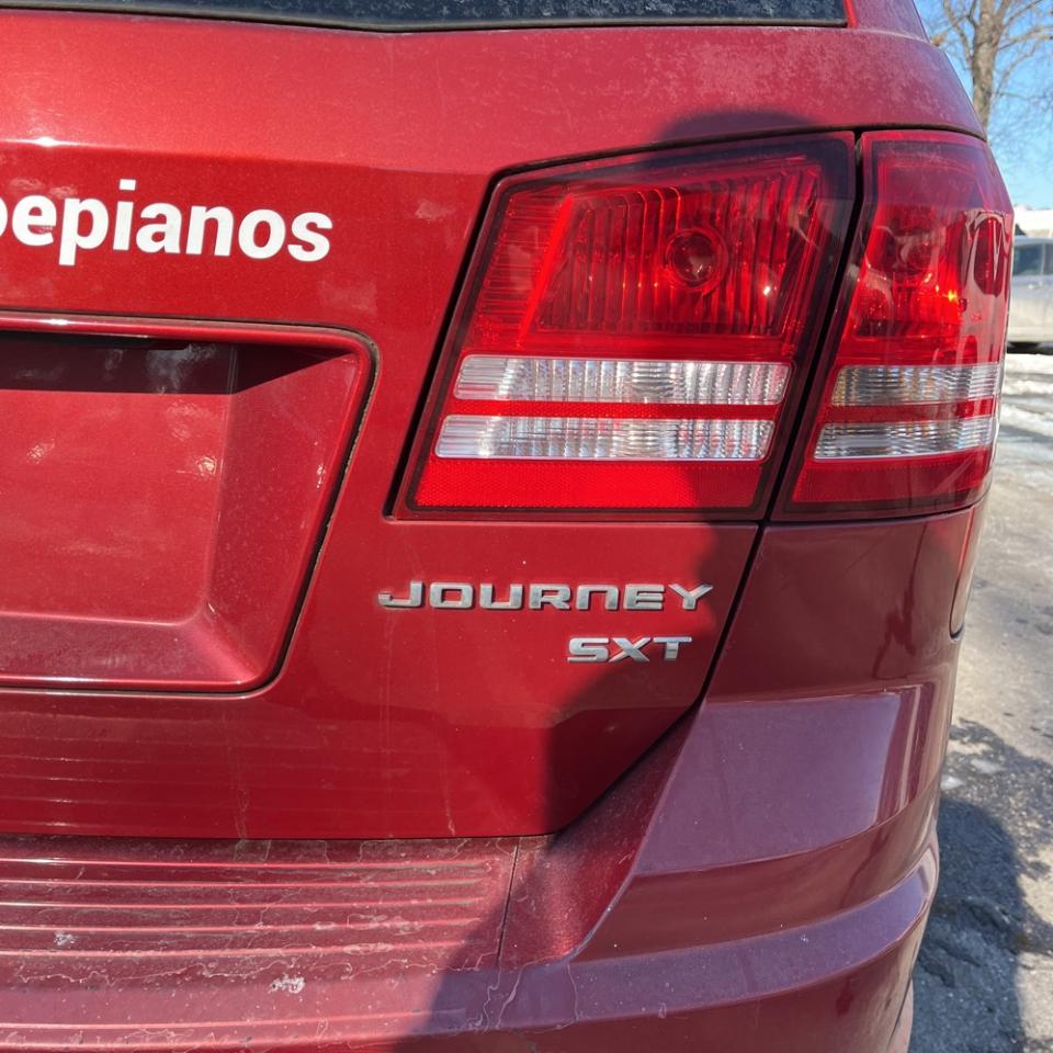 Dodge Journey FWD 4dr SXT 2009